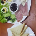 Πανσιόν Cathedral *